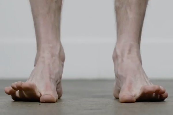 TOE-GA（トーガ）をやってみよう - Vivobarefoot JAPAN